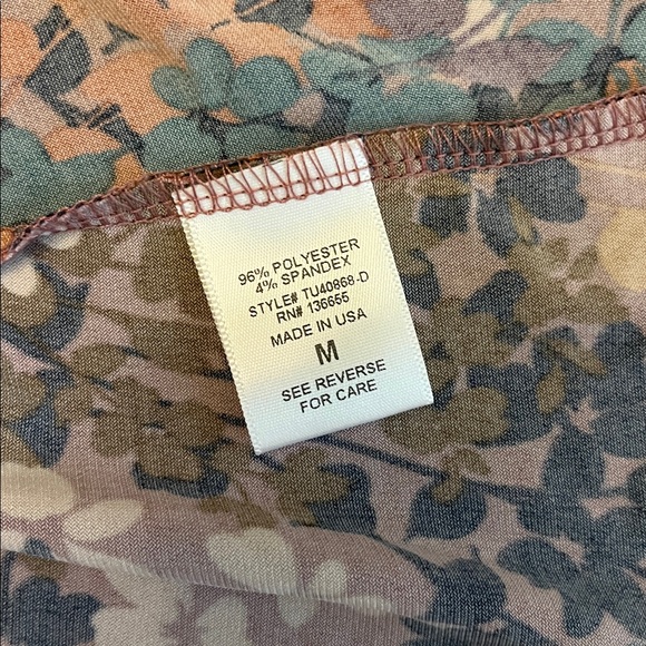 Beacon Madelyn Women’s Blouse Size M NWT from Stitch Fix - Picture 6 of 6